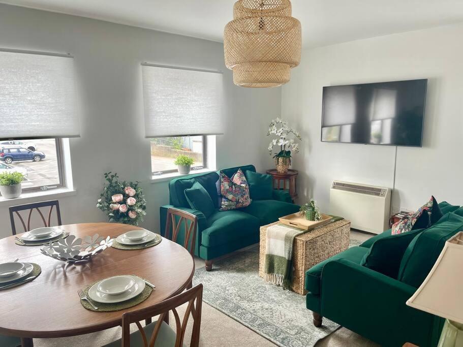 Luxury Spacious 2 Bed Apartment Shilton  Exteriör bild